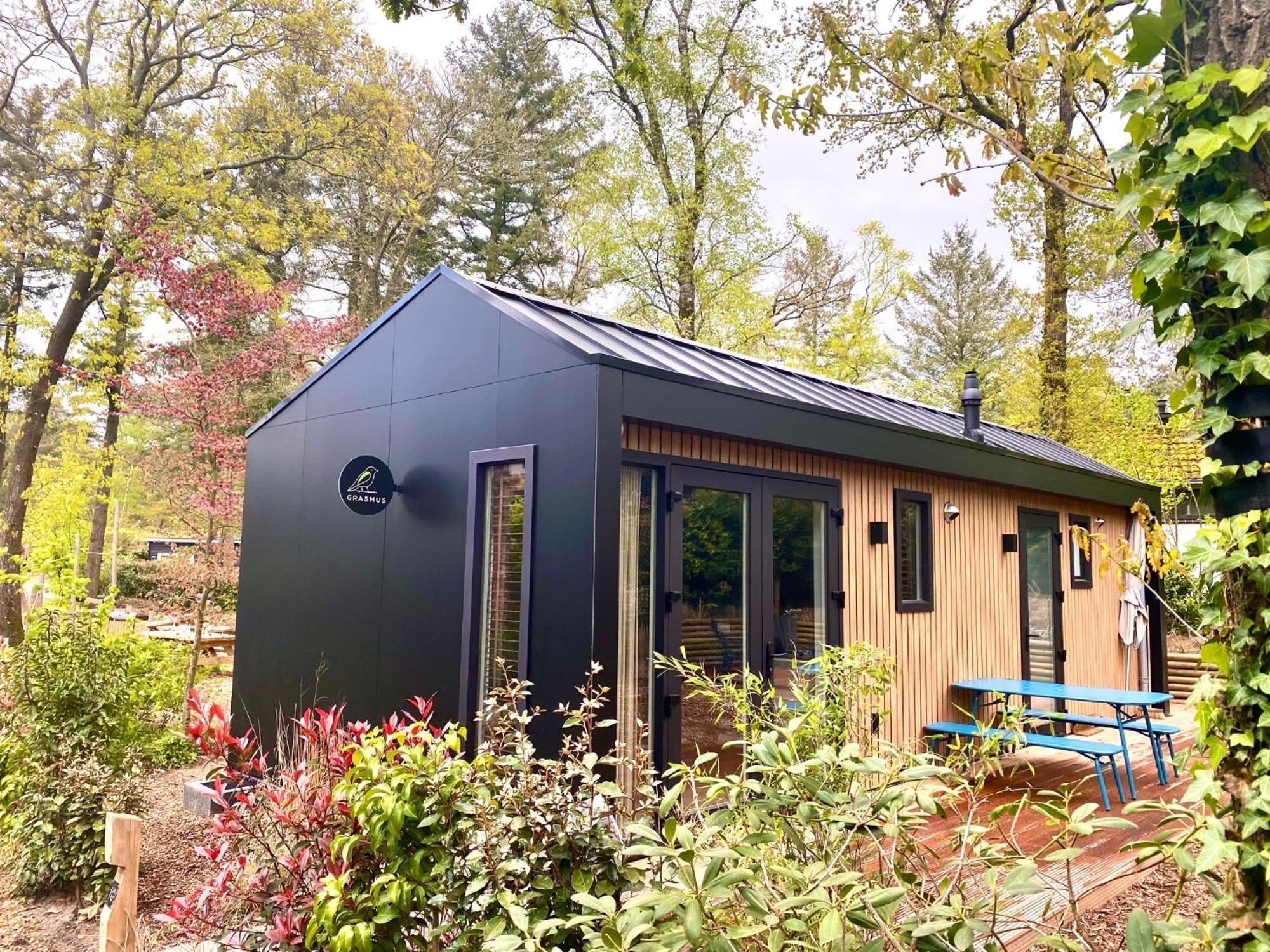 Tinyhouse Grasmus Villa นึนชเปท ภายนอก รูปภาพ